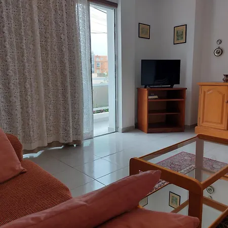 Apartamento De Playa/estilo Retro/aparcamiento Gratuito Appartamento